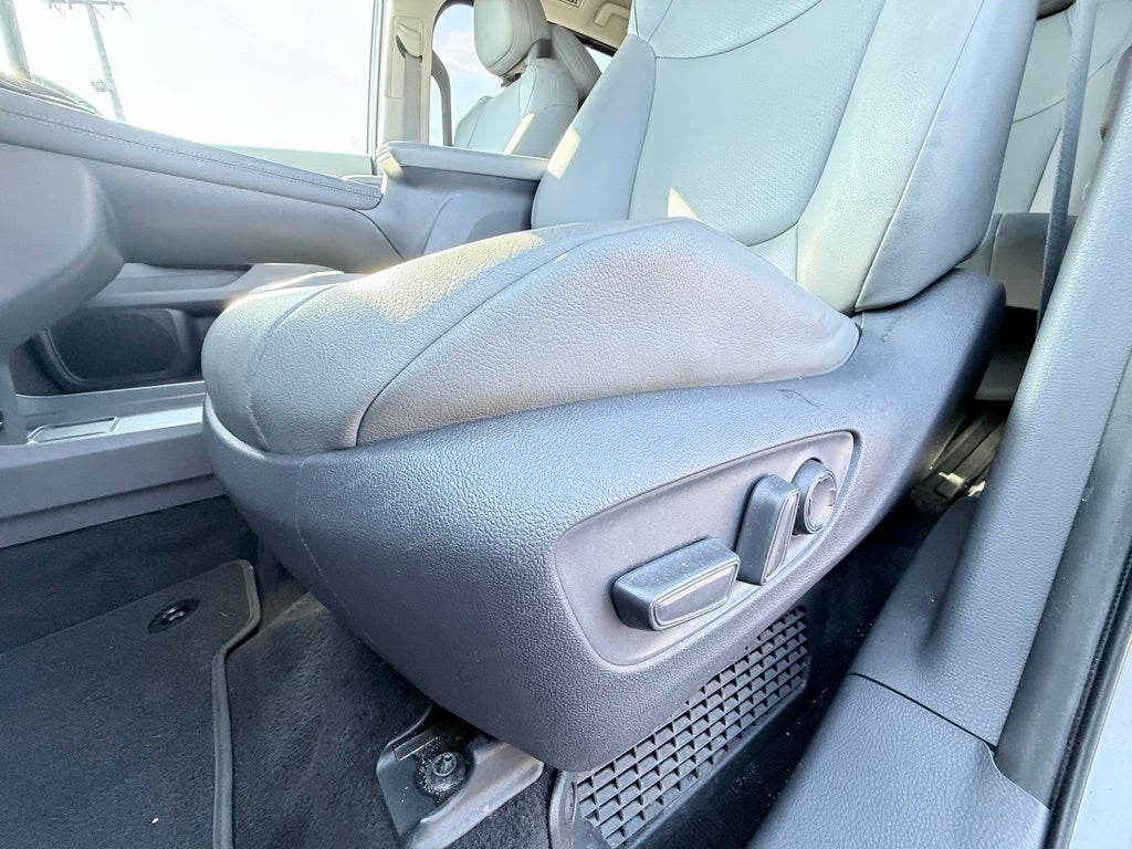2021 Toyota Sienna XLE 7 Passenger