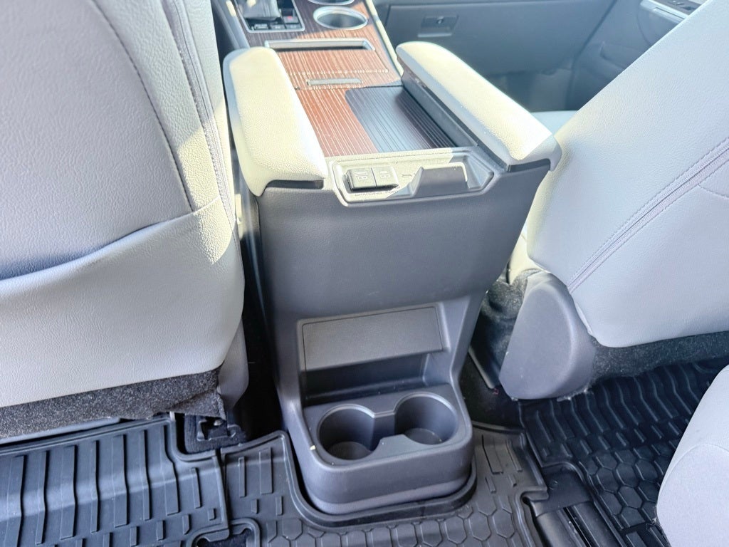 2021 Toyota Sienna XLE 7 Passenger