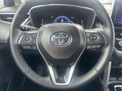 2025 Toyota Corolla Cross XLE