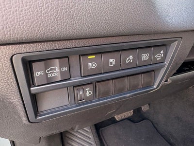 2025 Toyota Sequoia SR5