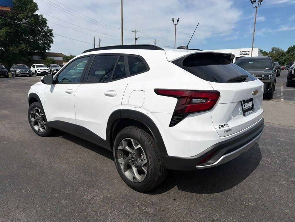 2024 Chevrolet Trax LT