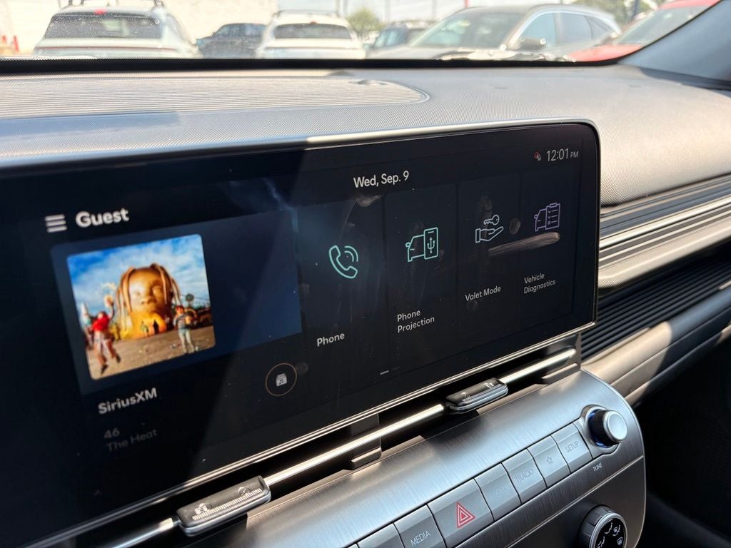 2027 Hyundai KONA SE