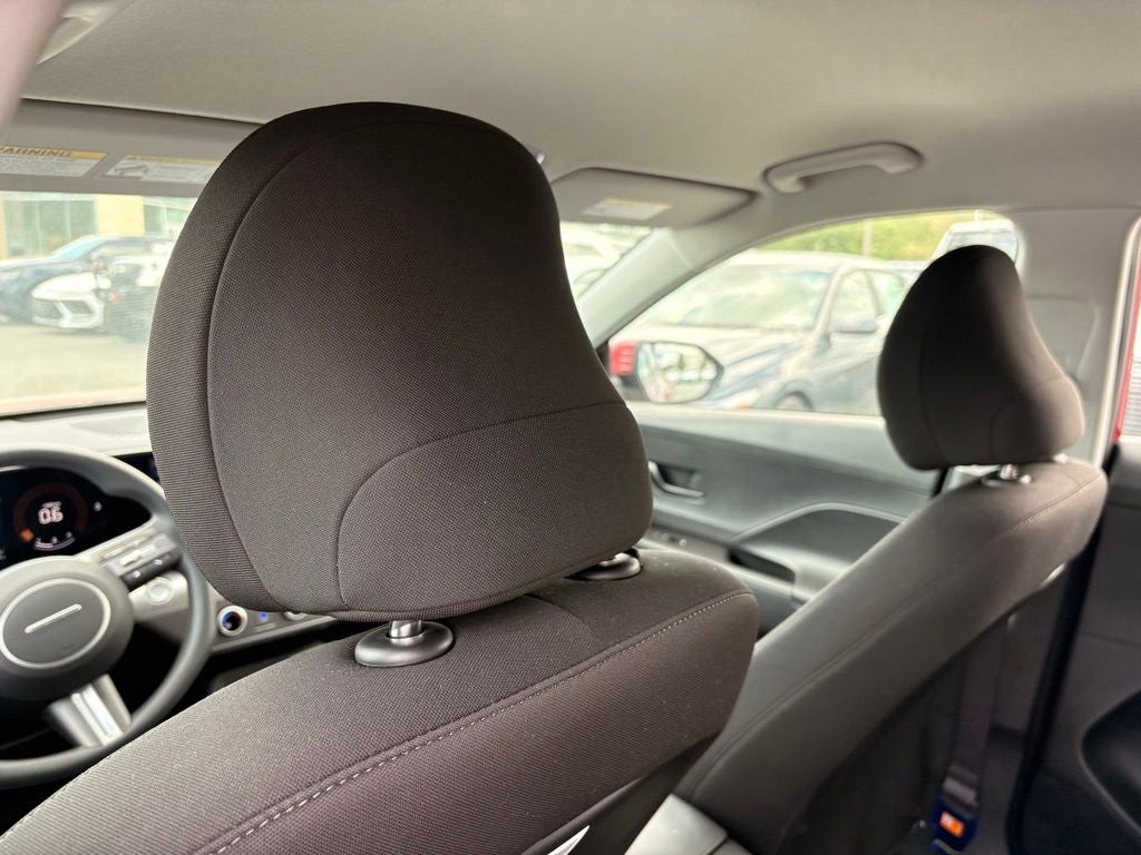 2027 Hyundai KONA SE