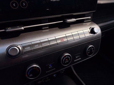 2024 Hyundai KONA SE