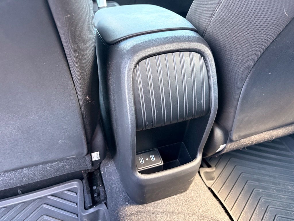 2024 Hyundai KONA SE
