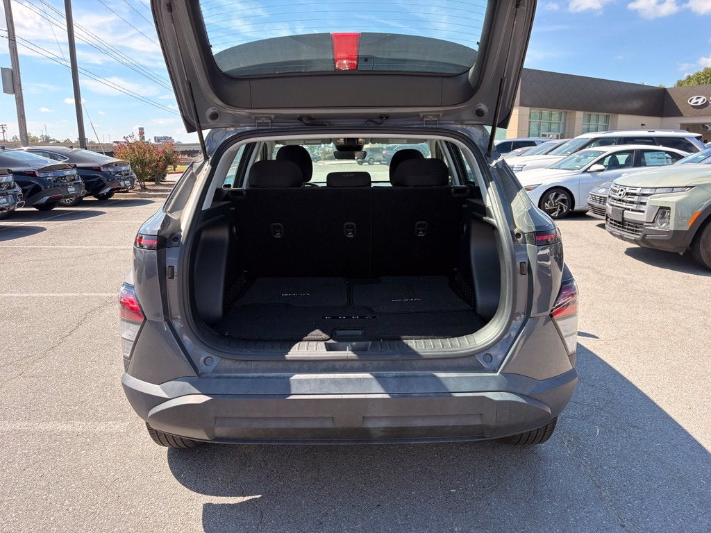 2024 Hyundai KONA SE