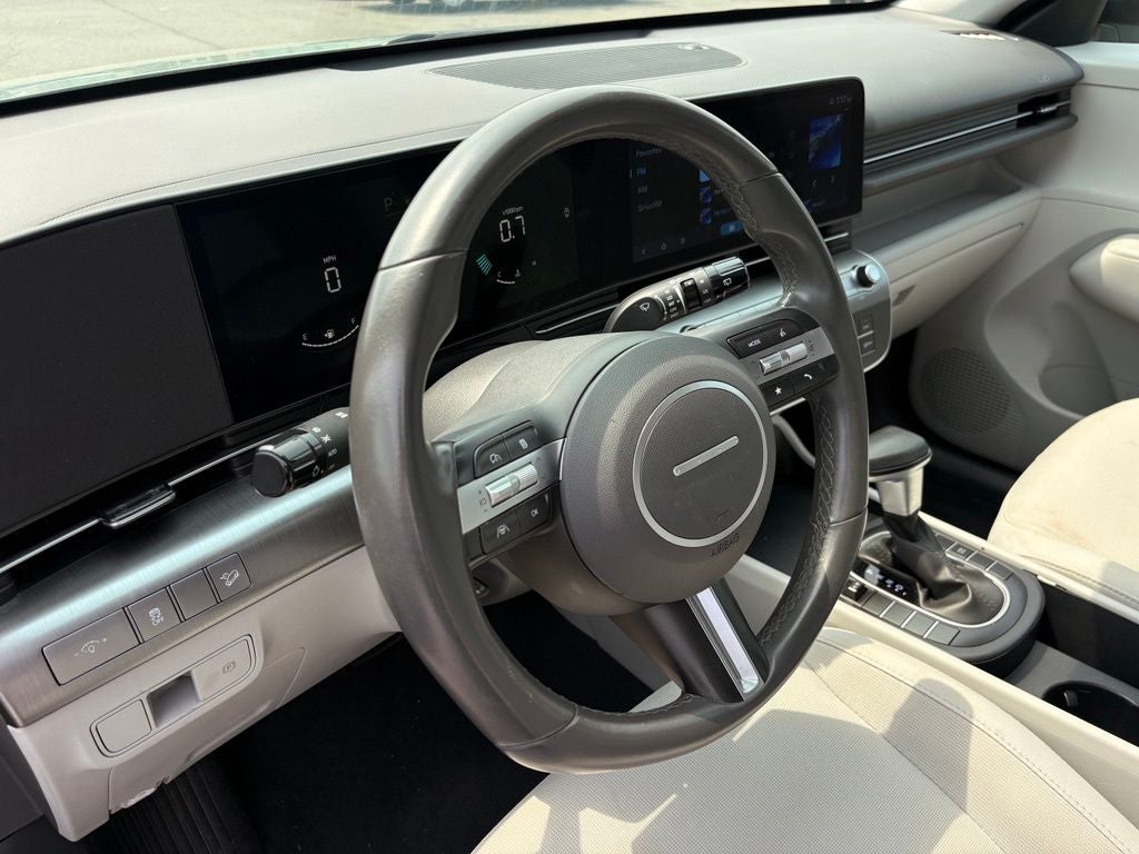 2025 Hyundai KONA SEL