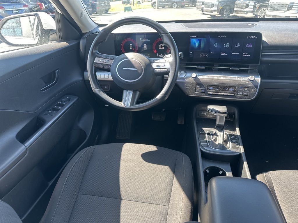 2025 Hyundai KONA SEL