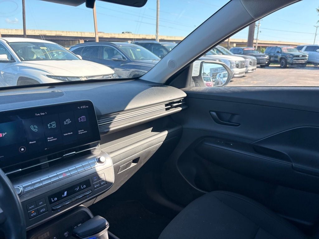 2024 Hyundai KONA SEL