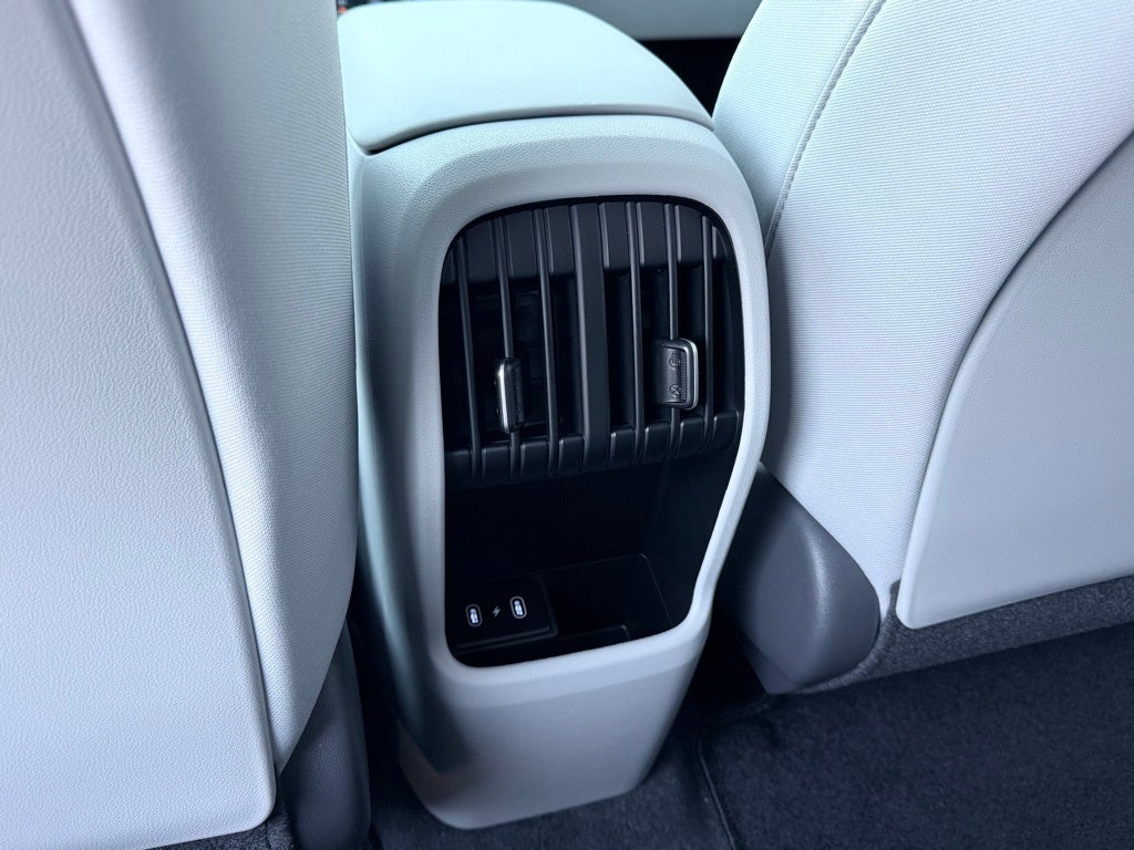 2025 Hyundai KONA ELECTRIC SEL