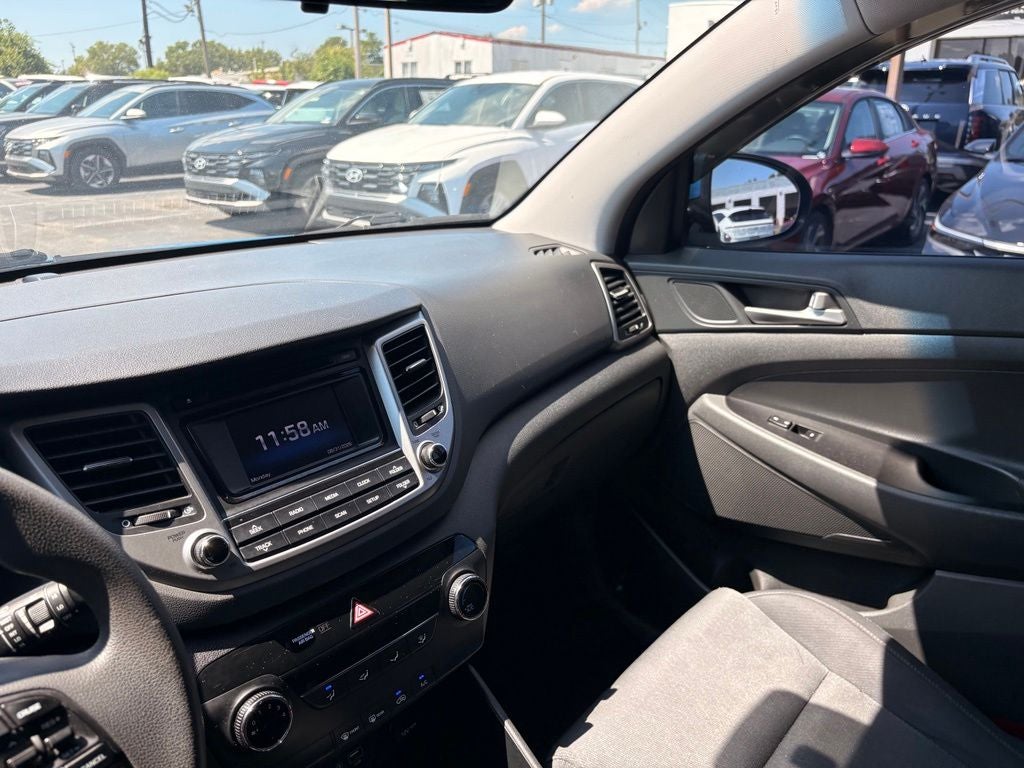 2018 Hyundai TUCSON SE