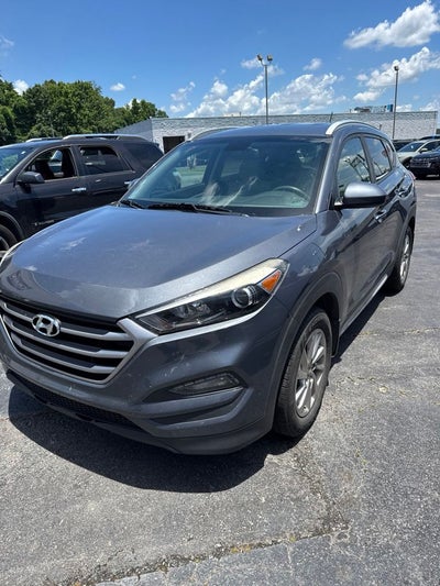 2017 Hyundai TUCSON SE