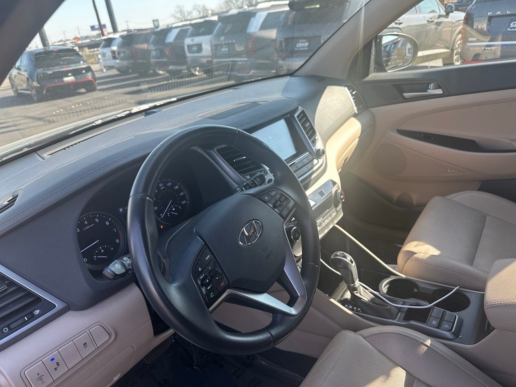 2017 Hyundai TUCSON SE Plus