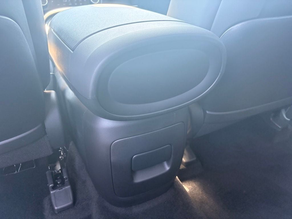2027 Hyundai PALISADE SEL 7 Passenger