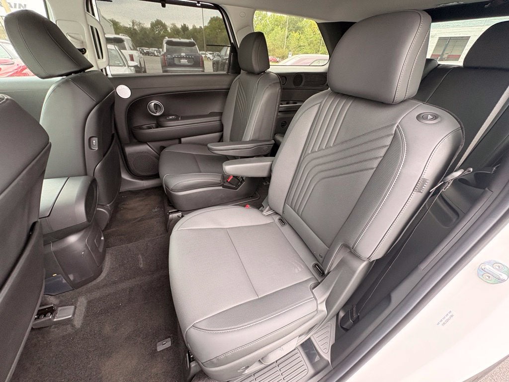 2027 Hyundai PALISADE SEL 7 Passenger