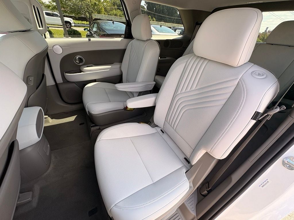 2027 Hyundai PALISADE SEL 7 Passenger