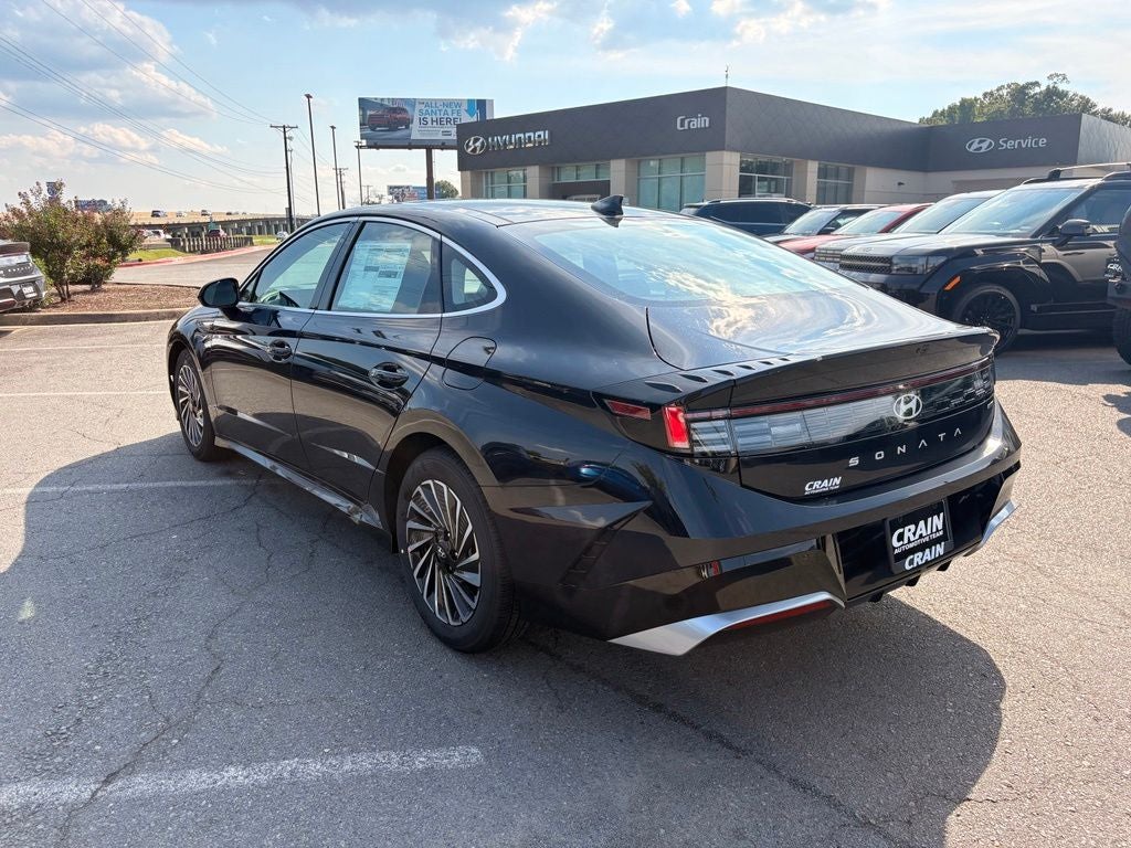 2026 Hyundai SONATA HYBRID SEL