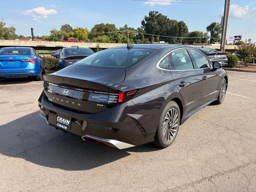 2026 Hyundai SONATA HYBRID SEL