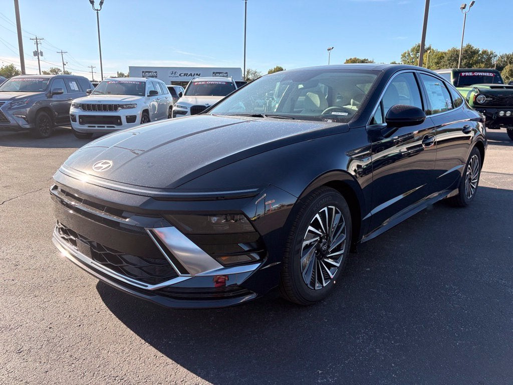 2027 Hyundai SONATA HYBRID SEL