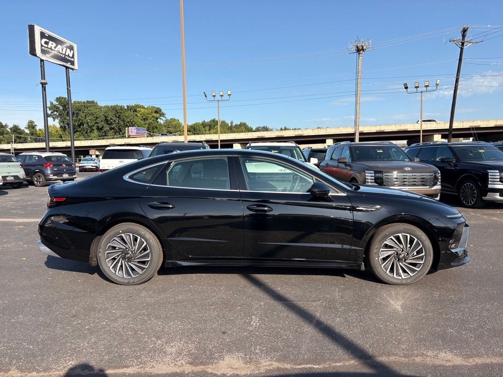 2026 Hyundai SONATA HYBRID Limited