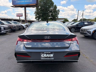 2026 Hyundai ELANTRA SE