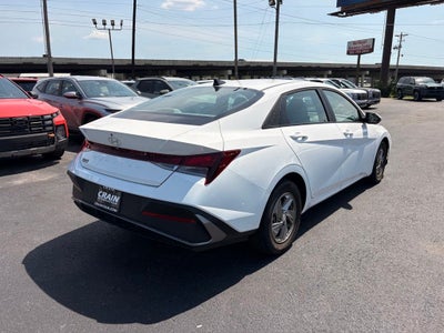 2026 Hyundai ELANTRA SE