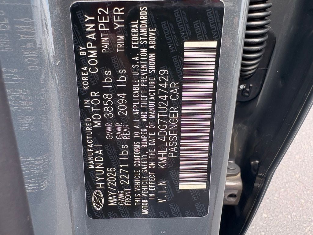 2026 Hyundai ELANTRA SE