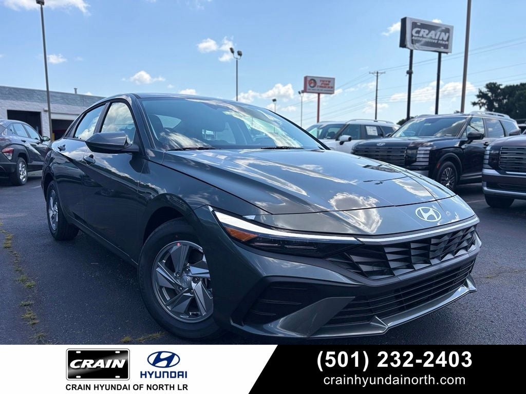 2026 Hyundai ELANTRA SE