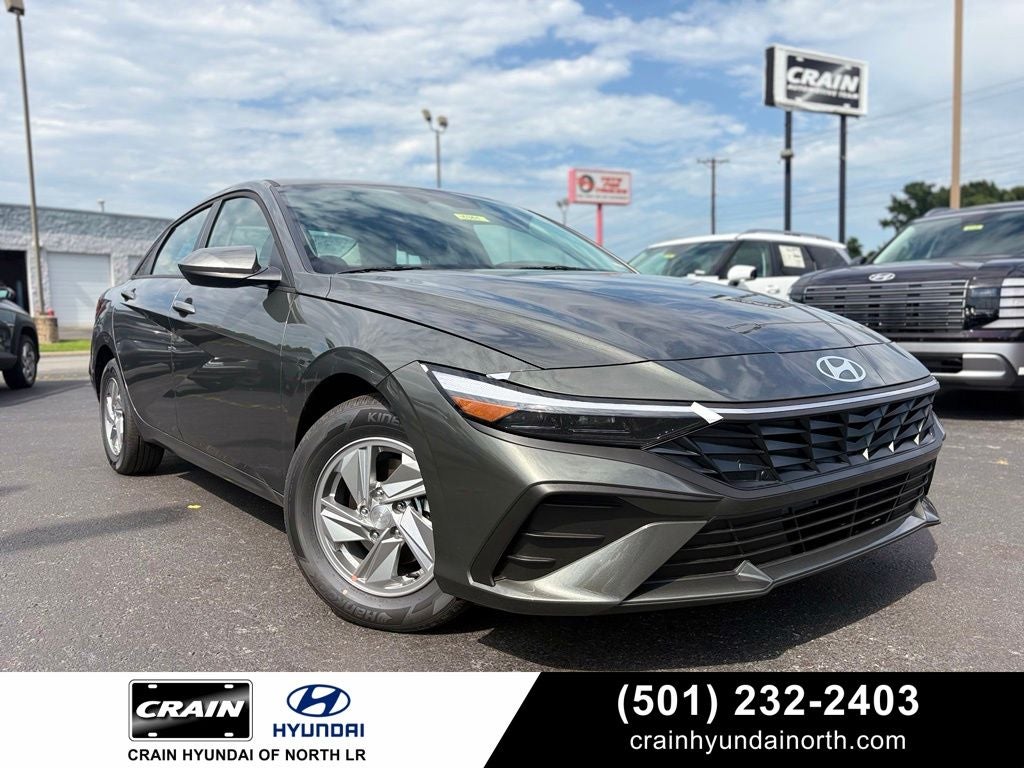 2026 Hyundai ELANTRA SE