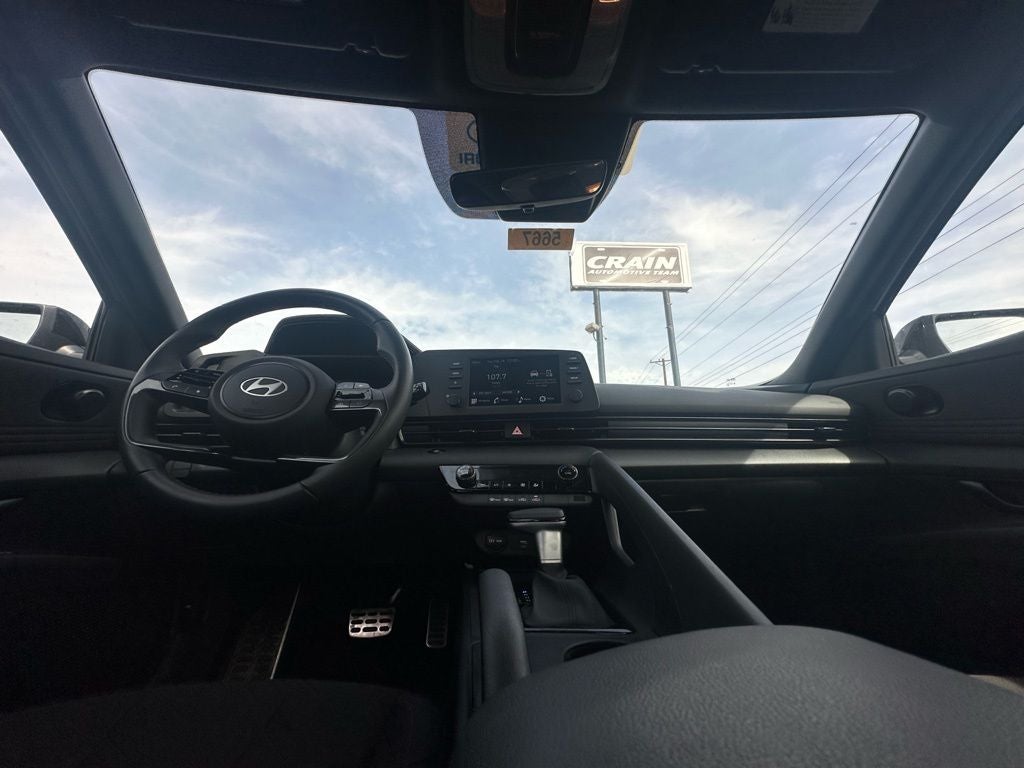 2025 Hyundai ELANTRA SEL Sport