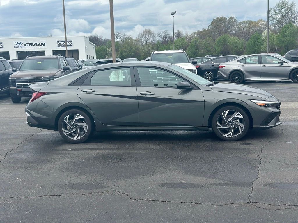 2025 Hyundai ELANTRA SEL Sport
