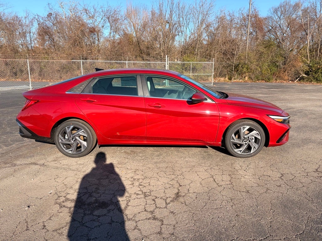 2026 Hyundai ELANTRA Limited