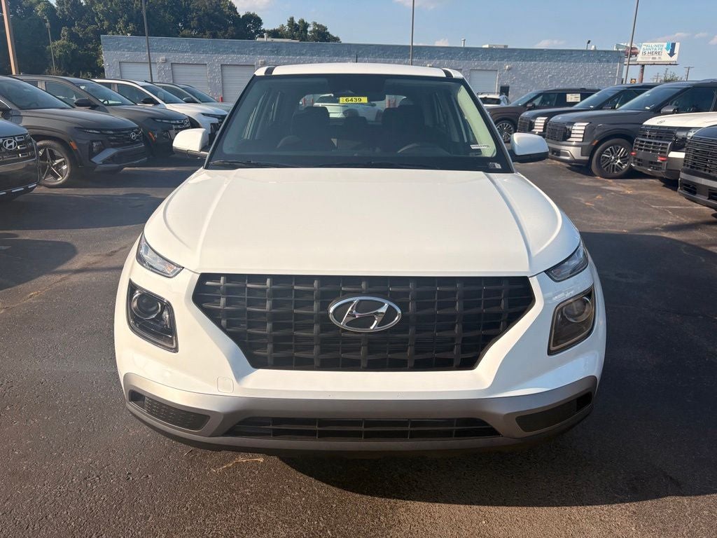 2026 Hyundai VENUE SE