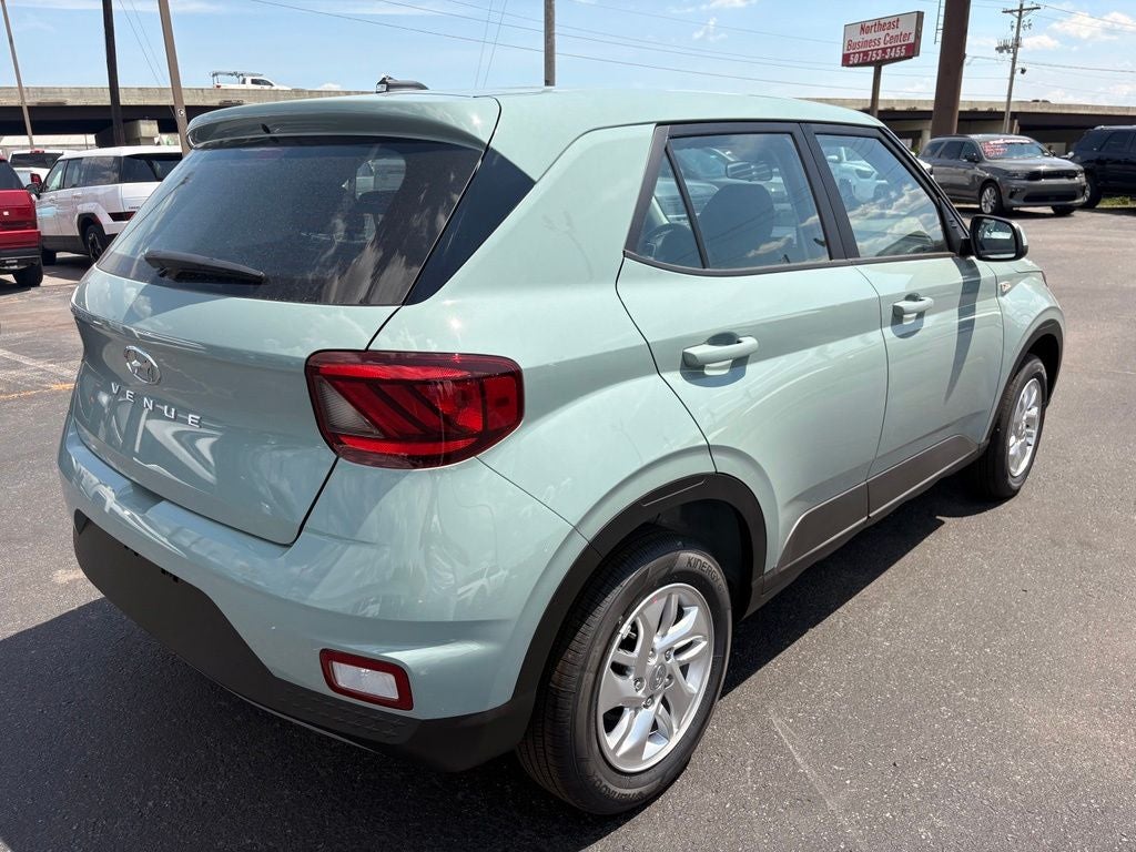 2026 Hyundai VENUE SE