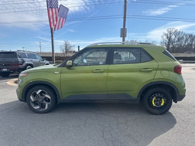 2024 Hyundai VENUE SEL