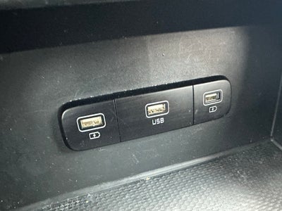 2023 Kia Carnival LX