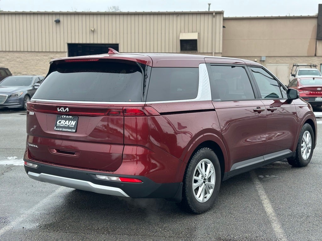 2023 Kia Carnival LX