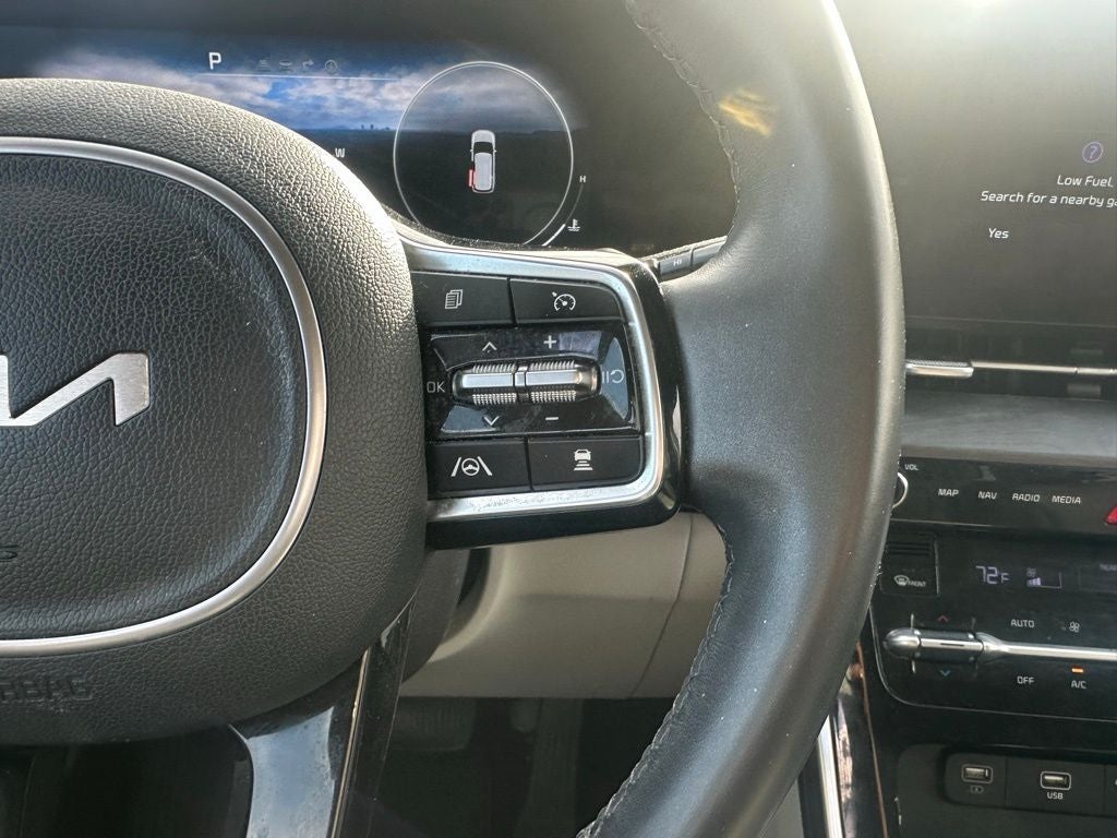 2024 Kia Carnival SX