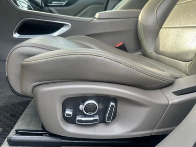 2018 Jaguar F-PACE 35t R-Sport Clean Carfax / Navigation / Power Sunroof / Power