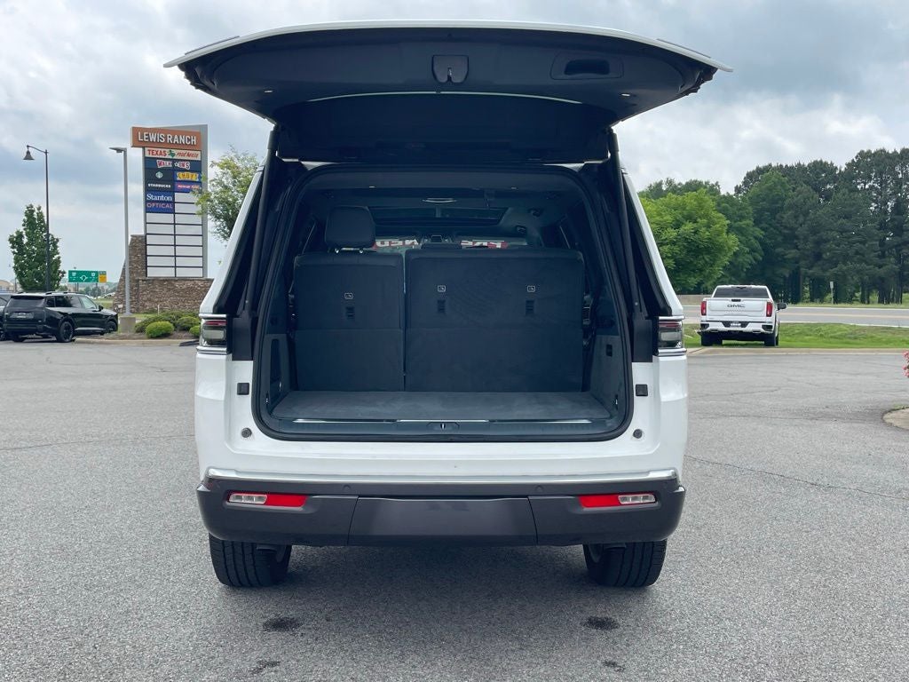 2022 Jeep Grand Wagoneer Series II