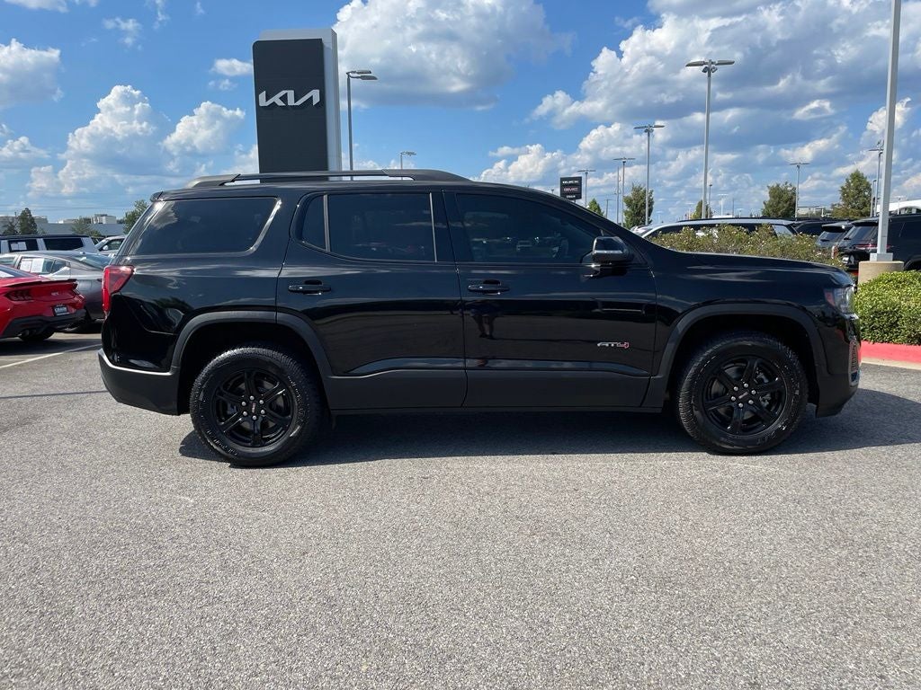 2021 GMC Acadia AT4