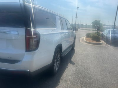 2024 Chevrolet Suburban LT