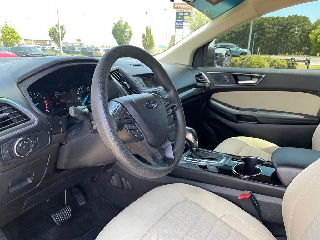 2017 Ford Edge SE