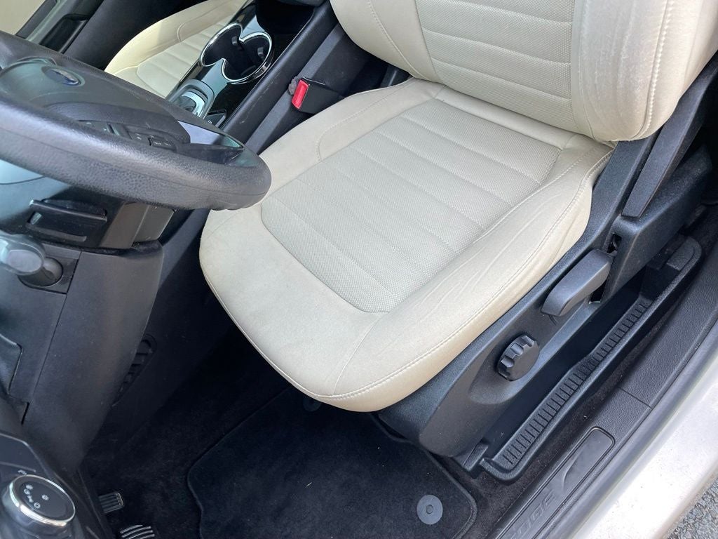 2017 Ford Edge SE