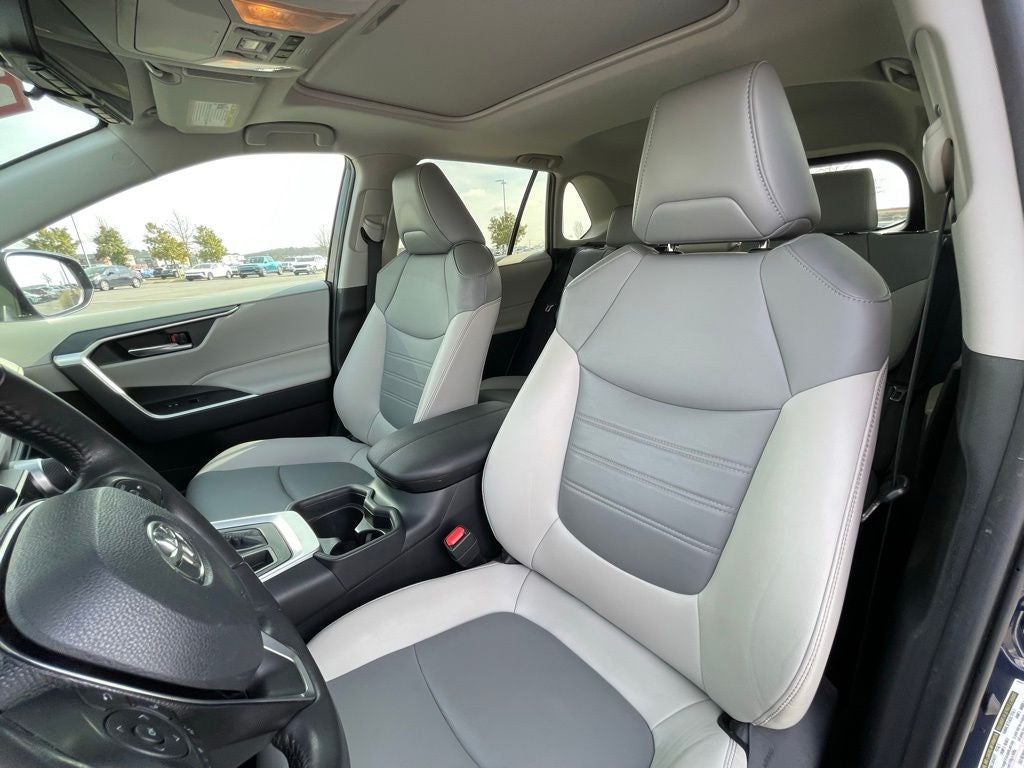 2019 Toyota RAV4 XLE Premium