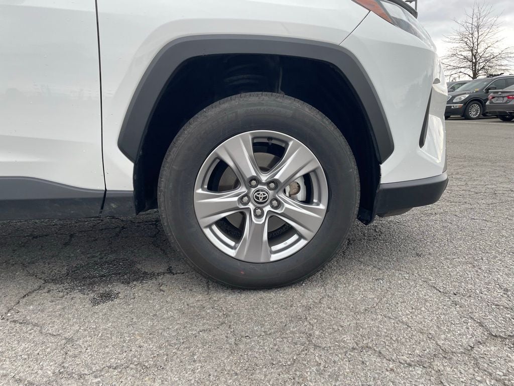 2025 Toyota RAV4 XLE