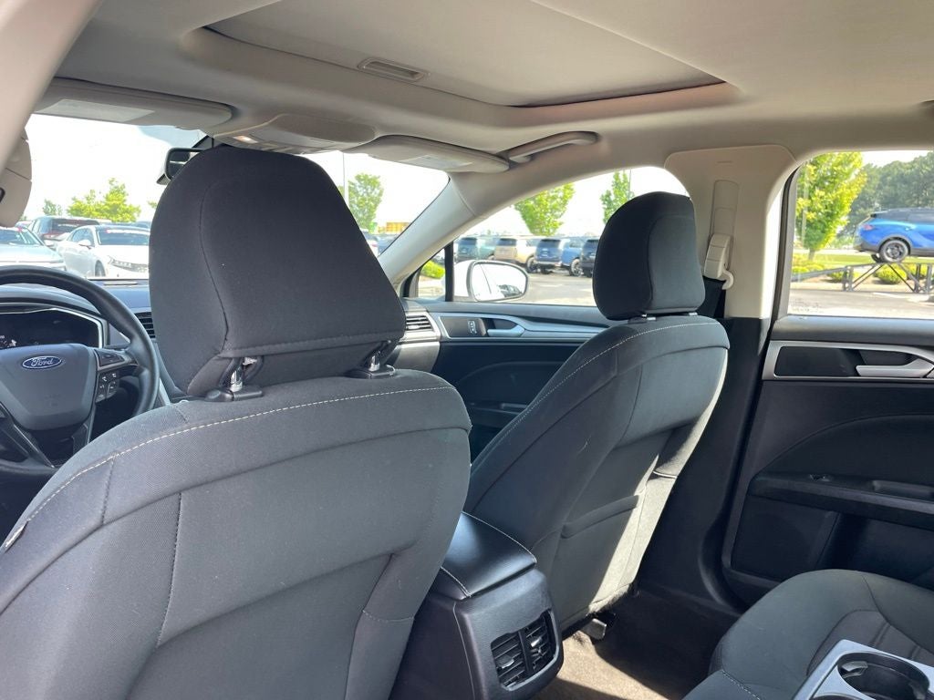 2020 Ford Fusion SE