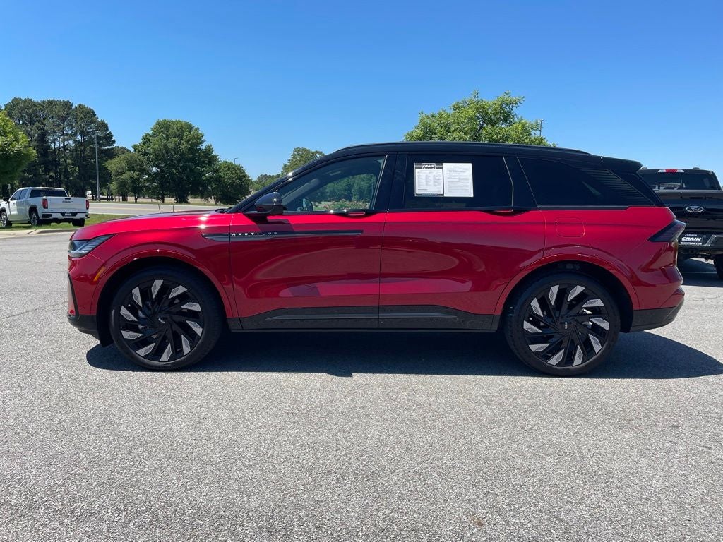 2024 Lincoln Nautilus Reserve