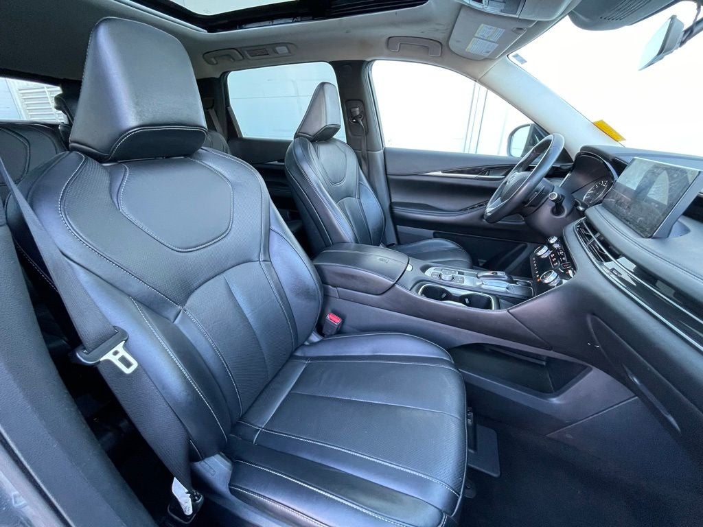 2024 INFINITI QX60 PURE