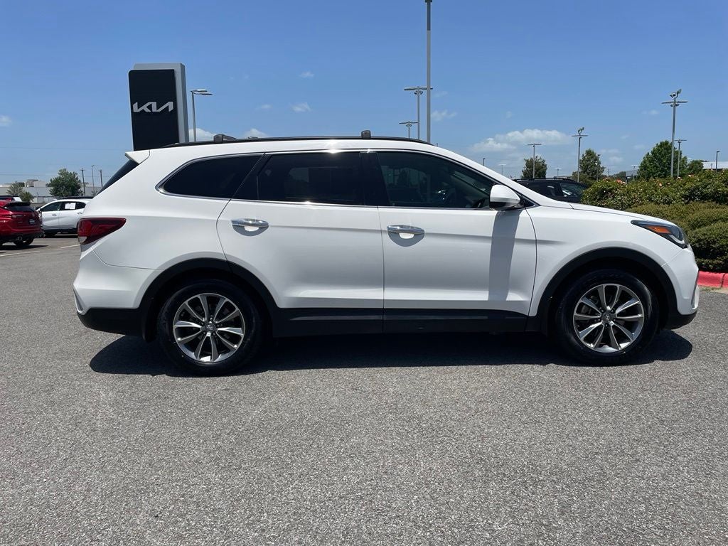 2019 Hyundai SANTA FE XL SE